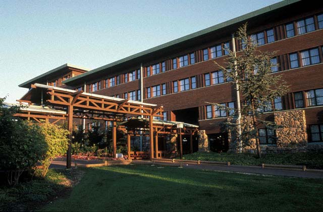 L'hôtel Sequoia Lodge