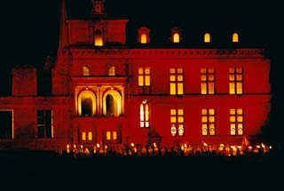 La Guerre - La Cinescénie au Puy du Fou