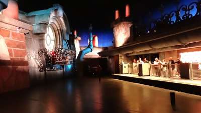 La salle d'embarquement de Ratatouille : L’Aventure Totalement Toquée de Rémy - Walt Disney studios à Disneyland Paris