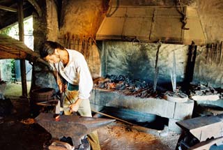 Le Forgeron du Village du XVIIIème au Puy du Fou